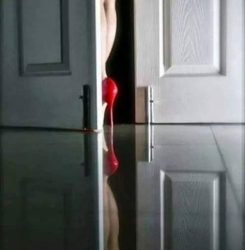 Молодая, горячая и страстная красотка пригласит в гости порядочного мужчину для незабываемого отдыха. Гарантирую приятное времяпрепровождение и полное удовлетворение! 8982, 32 года